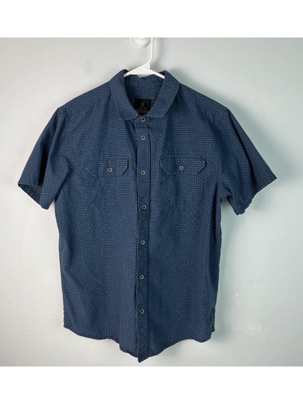 Prana Men's Medium Blue Short Sleeve Casual Button Down Shirt Recycled Poly